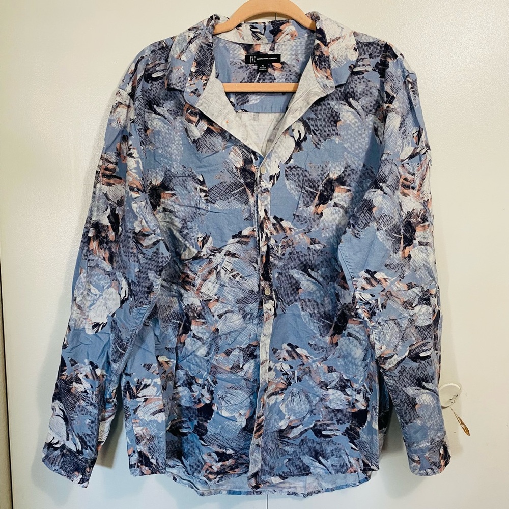 I.N.C. Abstract Floral Blue Button-Up Shirt size XL